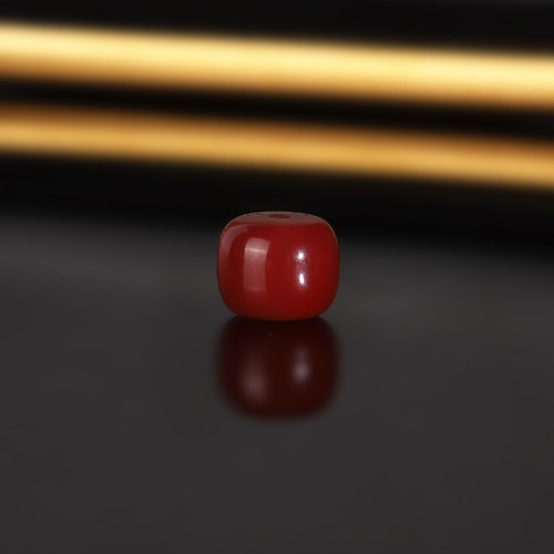 天然原矿牛血红南红老型珠散珠 直径8.8x7.2mm 2152号 天花板配珠