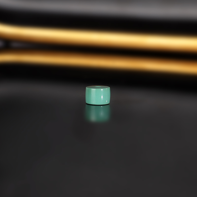 原矿天然绿松石直切散珠1343号 直径6.1x4.1mm 高货高瓷蓝绿 隔珠