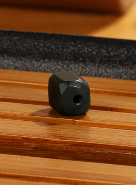 新疆和田玉塔青散珠方珠