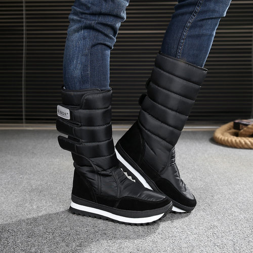 冬季时尚保暖防水防滑高筒雪地鞋