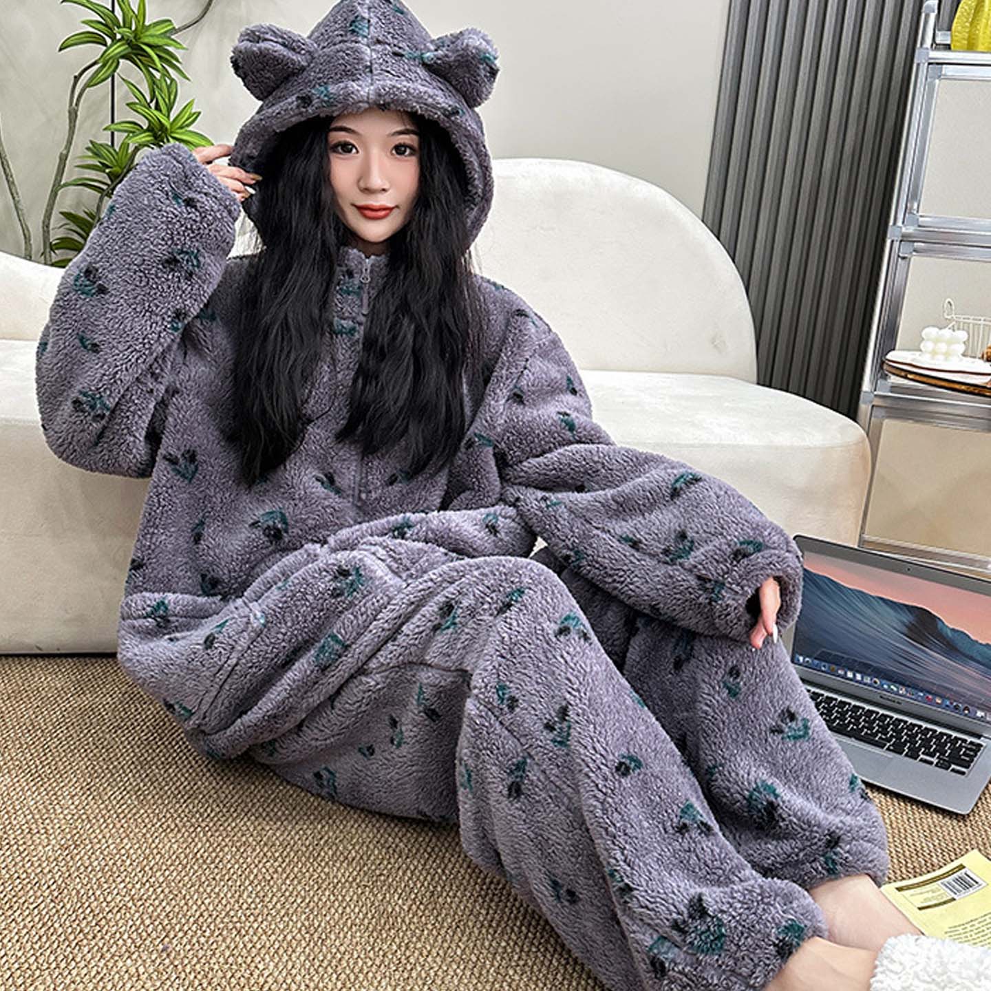 冬季巨厚珊瑚绒睡衣女家居服大码