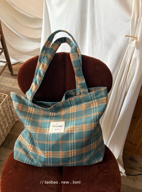 毛呢格子单肩包！日系百搭复古格纹调调配搭女生外出通勤腋下包！