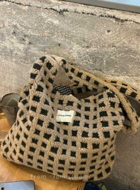 ju搭也ju大容量慵懒包 ins华夫格绿色毛绒单肩包秋冬日常女托特包