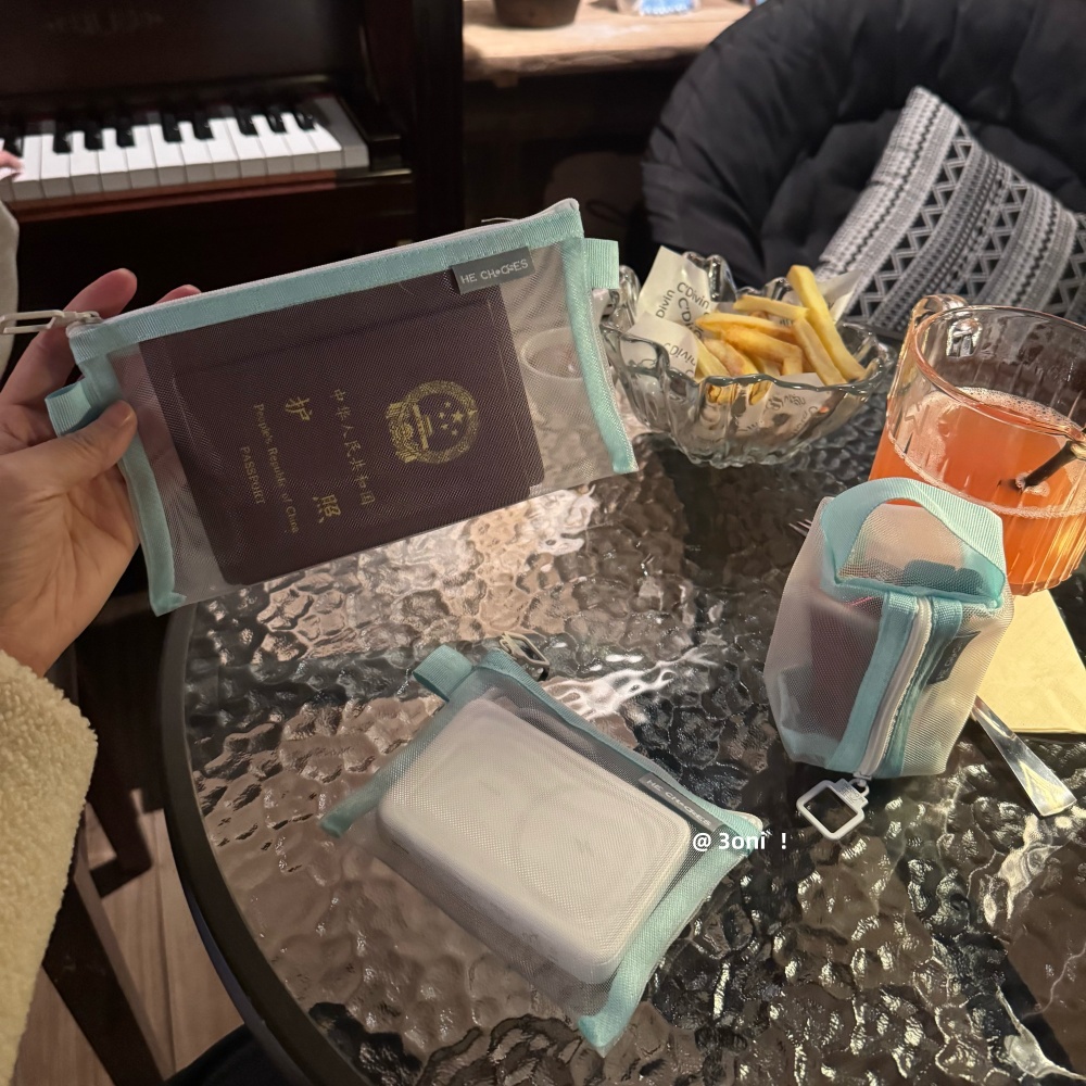控爱网纱袋！需要的安排一套！日系透气杂物数据线护照口红收纳袋