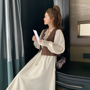 韩版学院风马甲连衣裙两件套装秋季新款裙子小个子显瘦复古港风潮图片