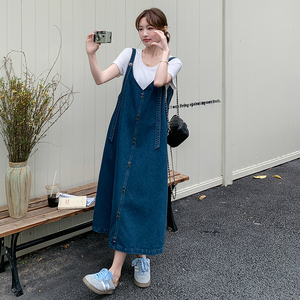 深蓝色牛仔背带连衣裙女2025夏季新款韩版T恤上衣长裙