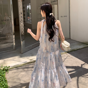 蓝色晕染无袖挂脖连衣裙女2025夏季新款法式绝美海边度假仙女长裙图片