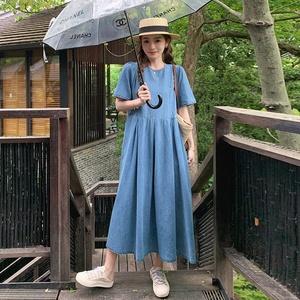 牛仔连衣裙女夏季2024新款气质法式小众设计感泡泡袖高腰显瘦长裙图片