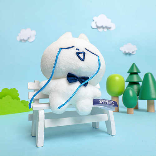 领结猫原创毛绒挂件泪目款背包挂饰可爱卡通钥匙扣男女生日礼物