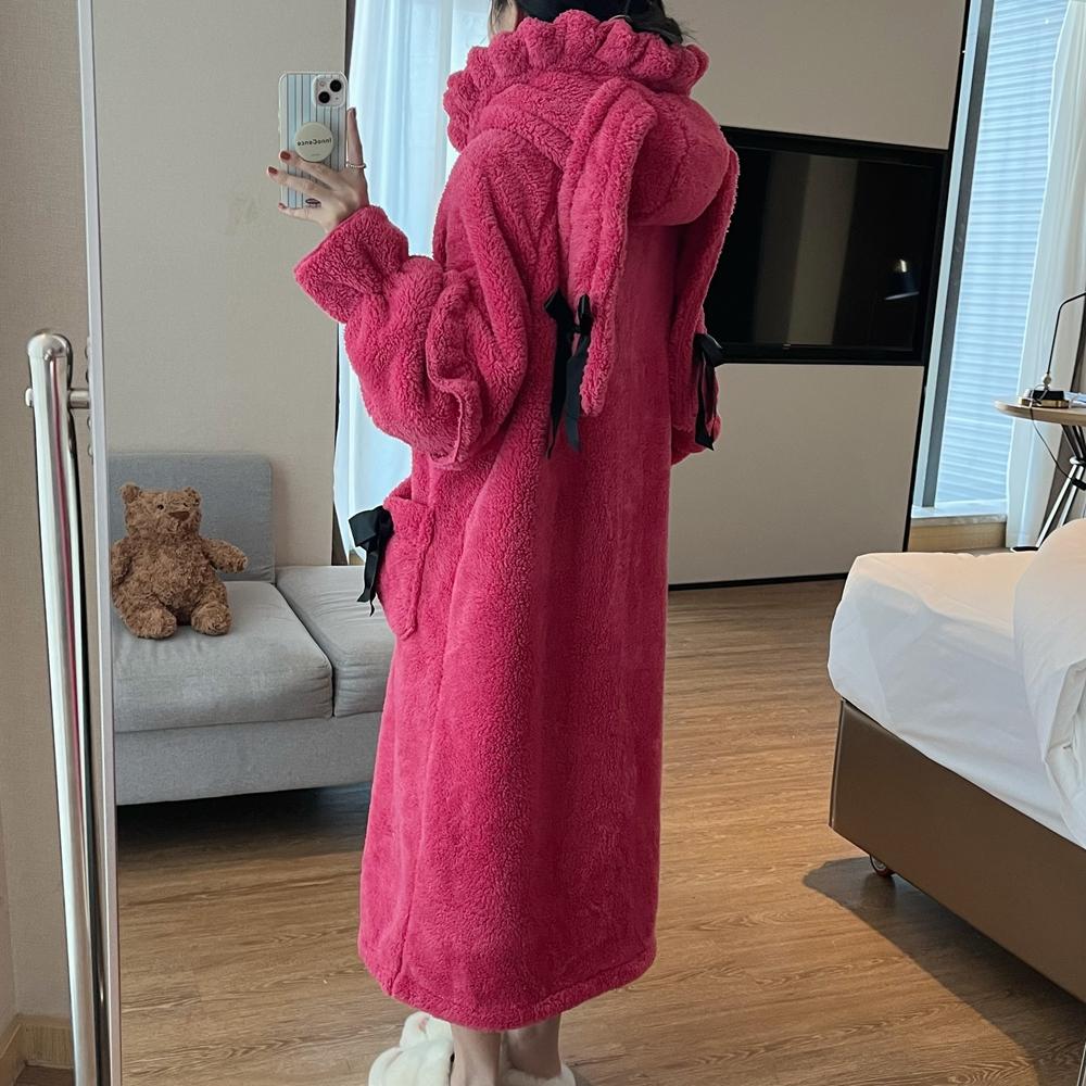 女士加厚泡泡绒连帽浴袍