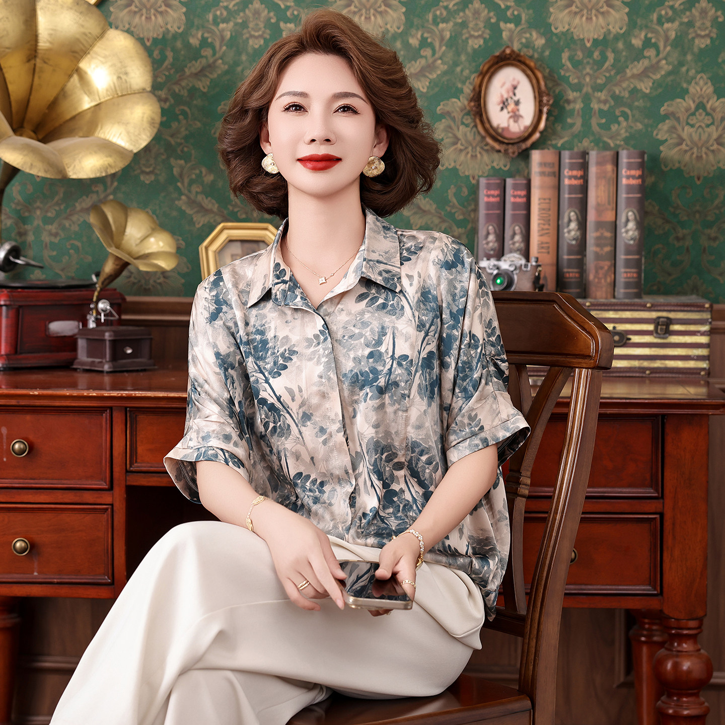 水墨蓝叶印花真丝显瘦妈妈衬衫
