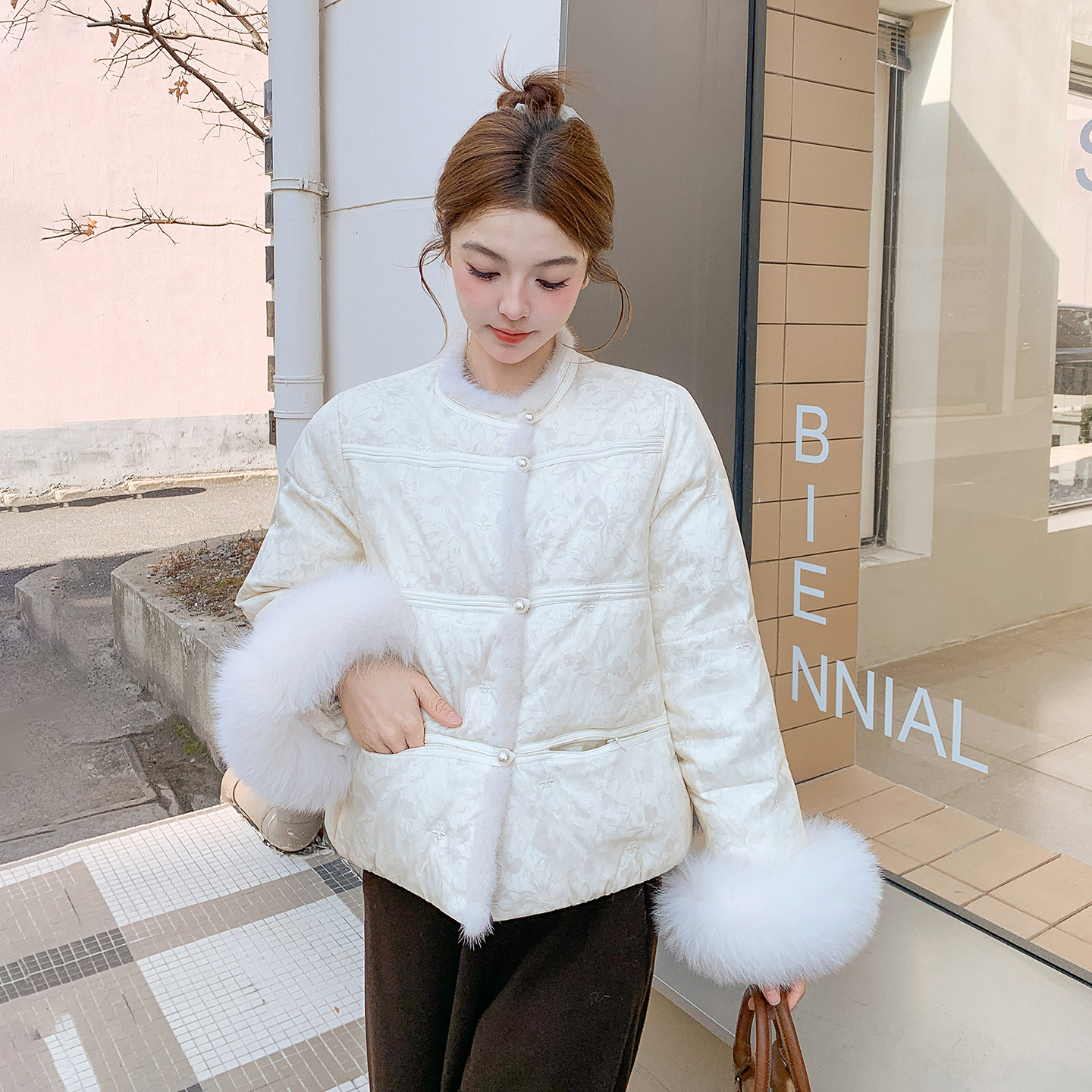 ModeFa国风羽绒服女冬季新款90白鸭绒短款毛袖新中式轻薄保暖外套