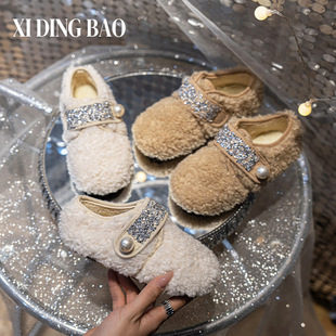 女童毛鞋外穿2024新款冬季加绒儿童鞋子魔术贴棉鞋中大童软底公主