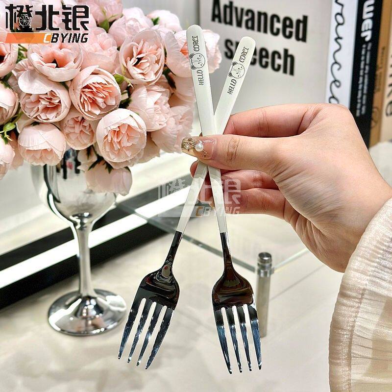 被问了一天的轻奢风西餐叉子