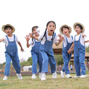 幼儿园毕业季 拍照班服小学生运动会儿童牛仔背带短裤 六一演出服夏