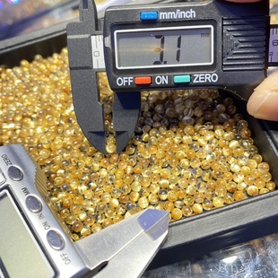 3到3.6毫米钛晶无孔圆珠满猫眼钛晶圆珠镶嵌满眼珠板钛猫眼配珠