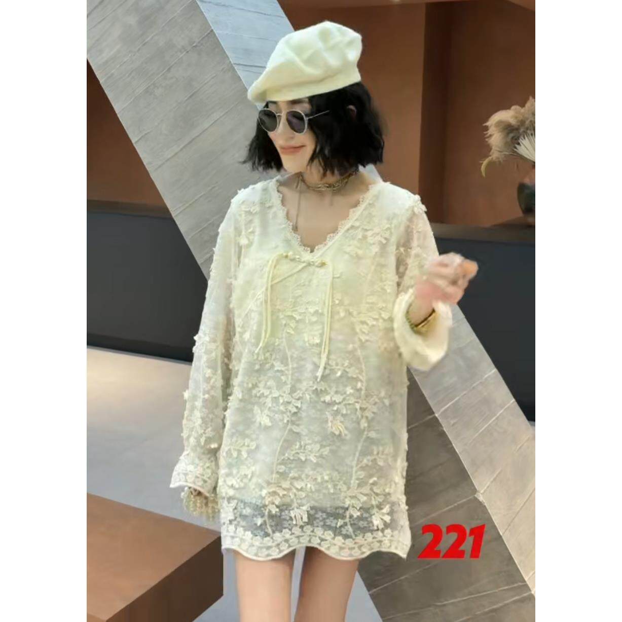 MLF221刺绣长款显瘦雪纺衫蕾丝衫长袖上衣打底时尚