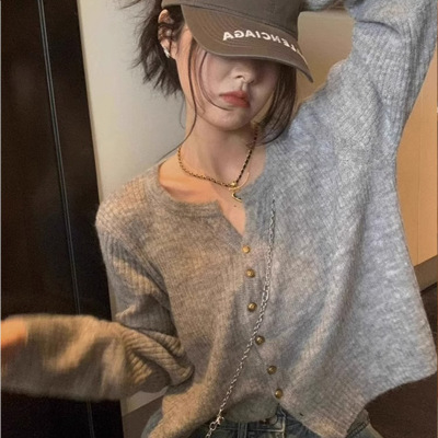 灰色针织开衫女2024早秋