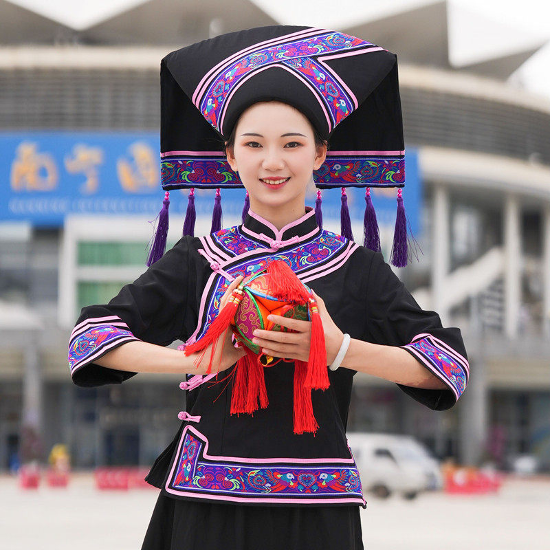 广西壮族服装女款传统服饰小a长裙活动歌圩节三月三演出民族服饰