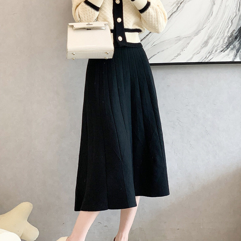 时髦针织百搭半身裙女2021秋冬新款高腰A字伞裙修身内搭长款裙子