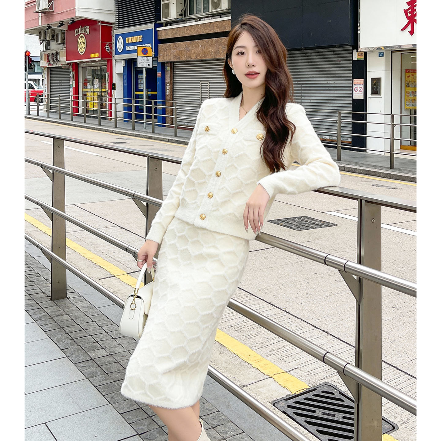 设计感V领格纹时尚百搭修身显瘦针织开衫半身裙两件套装裙小香风