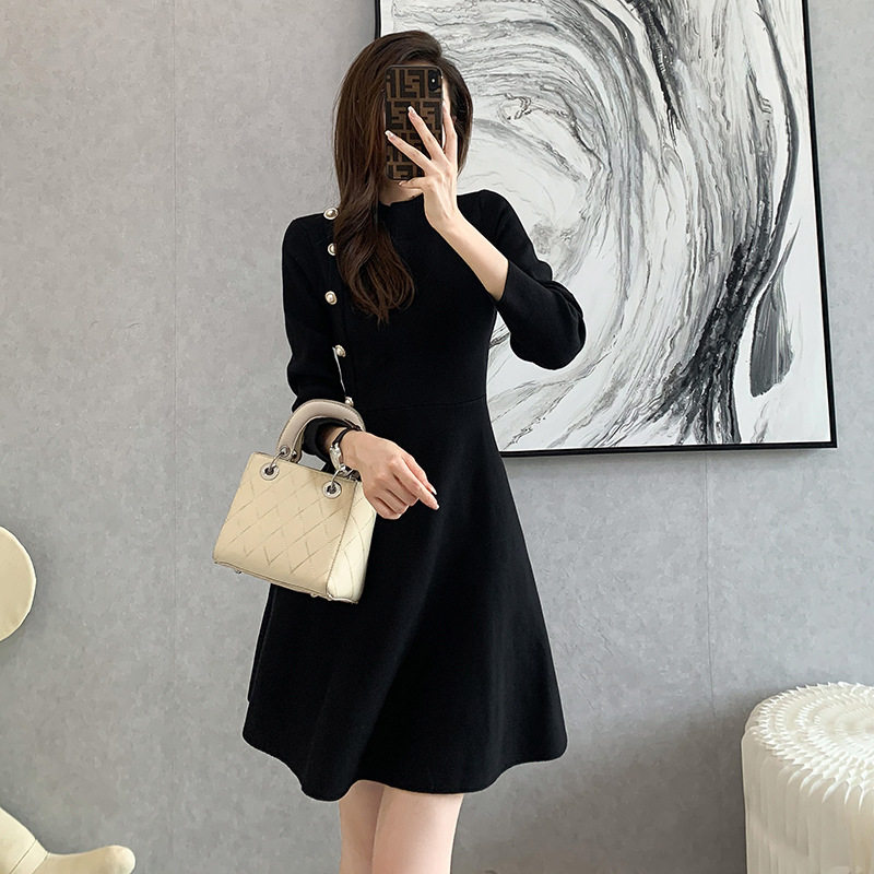 黑色针织连衣裙女2022秋冬季韩版女装高腰打底毛衣A字裙子女
