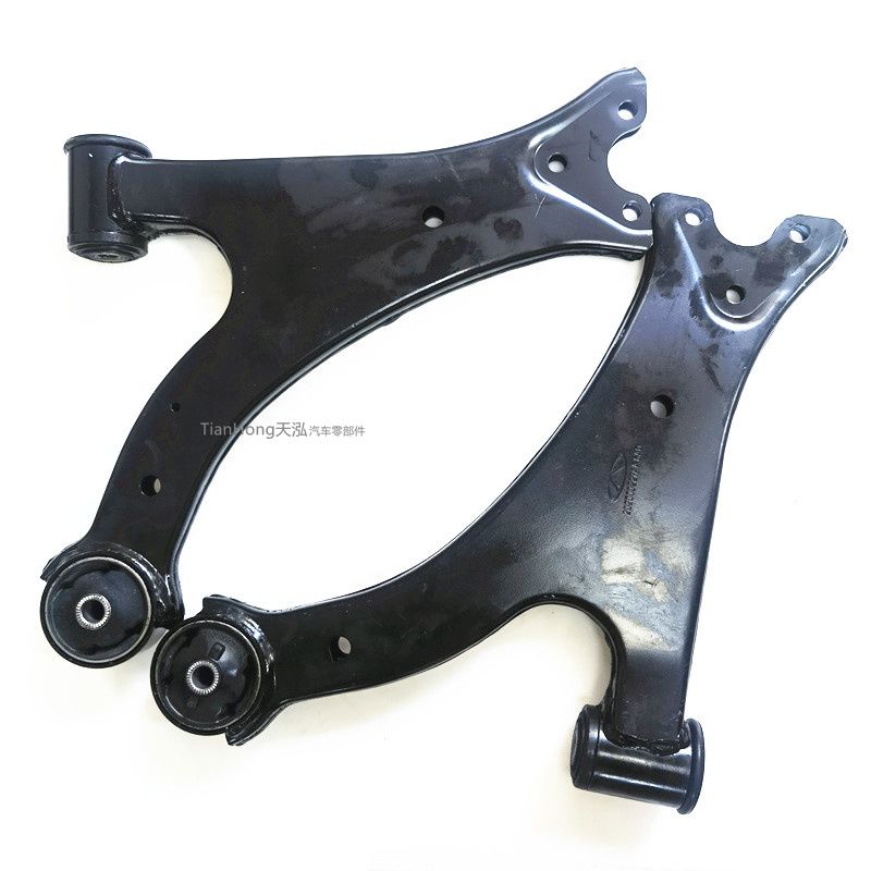 适用奇瑞A3艾瑞泽57艾瑞泽GXEX下摆臂控制臂下悬挂摆臂三角臂球头