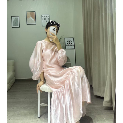 真丝少女粉飘逸长款连衣裙