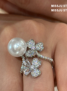 新款花瓣巴洛克花朵珍珠戒指立体花朵造型开口可调节小众食指戒