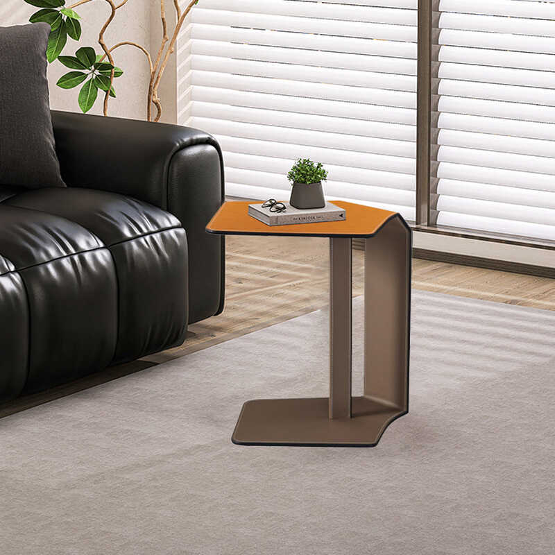 意式极简橙色马鞍皮边几现代轻奢高级感沙发边桌设计师异形小茶几