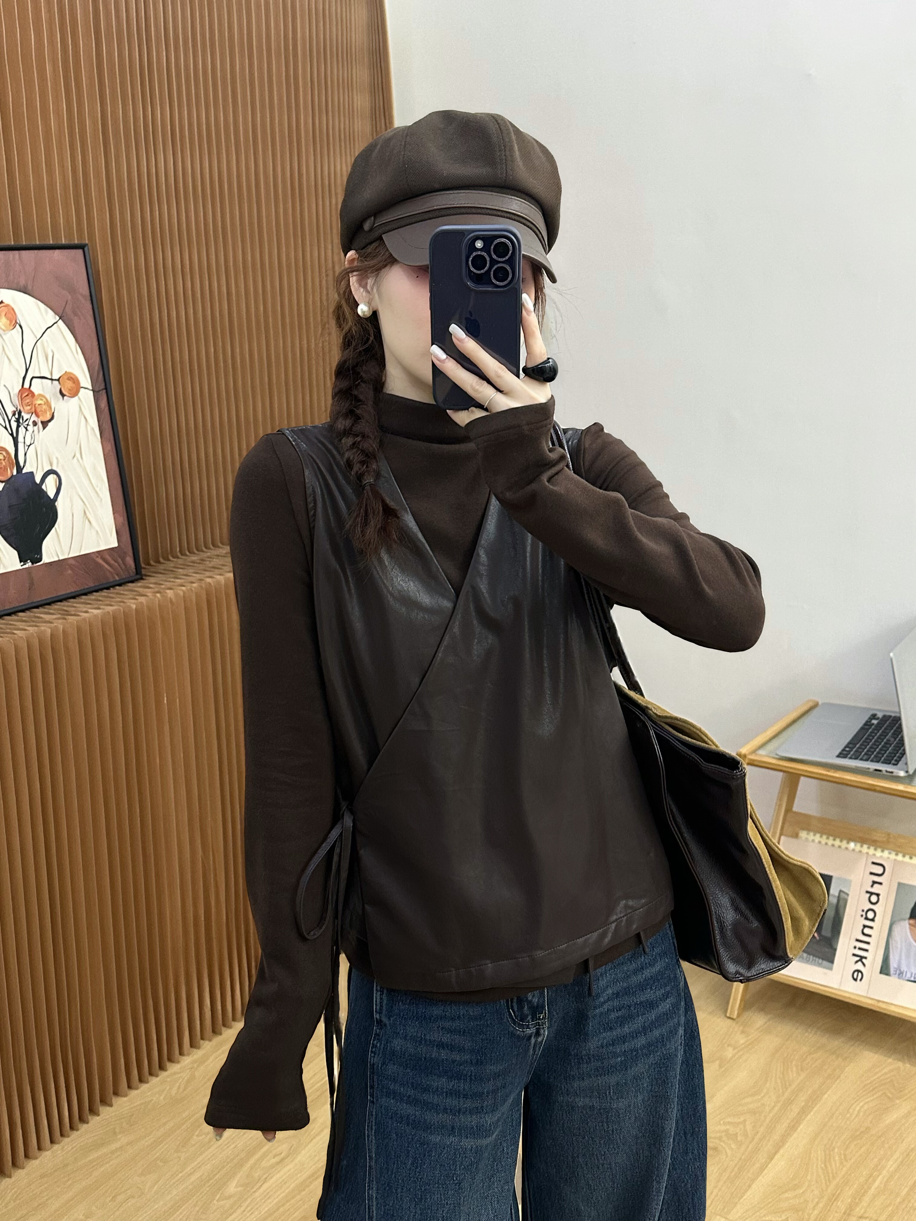 设计感假两件减龄显瘦套装女欧洲站2025秋新款坎肩抽绳皮马甲打底
