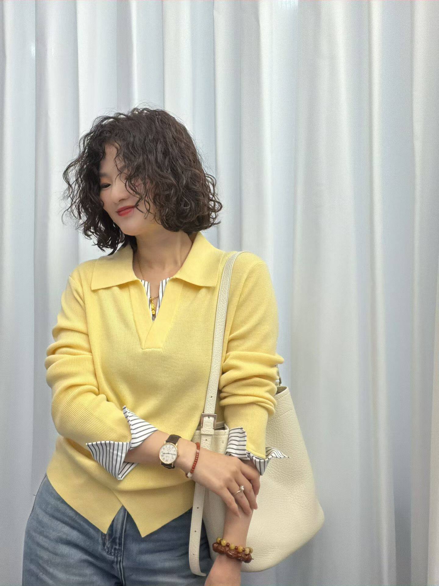 2026年春季新款时尚拼接衬衫袖假两件羊毛针织衫女洋气翻领上衣潮