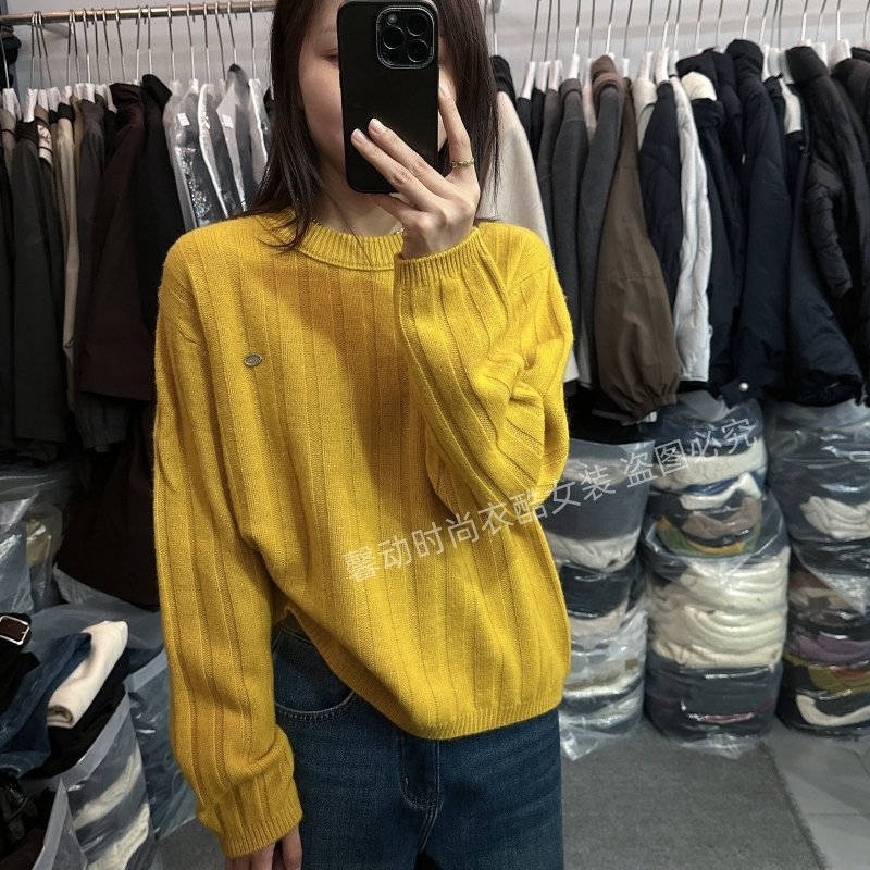 竖条纹银币羊绒毛衣女圆领长袖