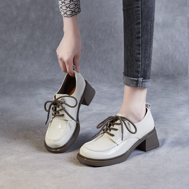 2024年春秋新款英伦风时尚粗跟高跟系带头层牛漆皮百搭深口女单鞋,女鞋,玛丽珍鞋,淘宝优惠券,粉丝福利购,淘宝优惠卷