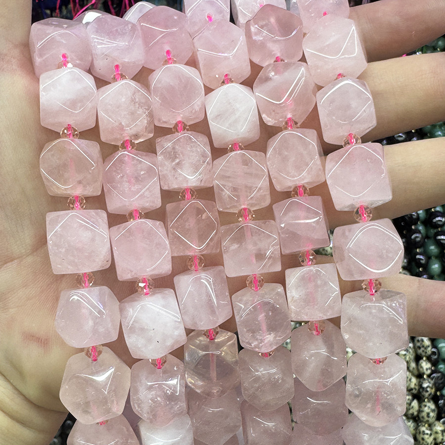 天然粉水晶散珠方糖切面马粉晶原石手链项链DIY半成品手串珠饰品