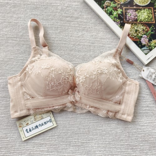 薇d姿品牌内衣撤柜清货 小胸80AB中厚款无钢圈聚拢蚕蛹蛋白文胸罩