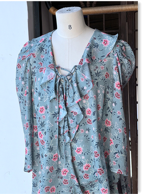 孤品性感设计感新款外贸原单尾货衫绿色雪纺少女he叶领宽松上衣