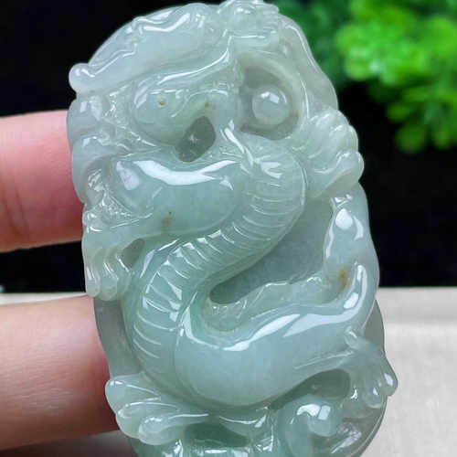 情侣A货生肖龙凤牌天然玉一对