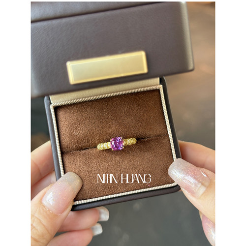 NITIN HUANG培育紫色蓝宝石1克拉戒指通体925纯银镀真金