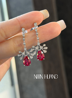 NITIN HUANG 为爱加冕 鸽血红宝石水滴耳坠1克拉 925纯银镀金