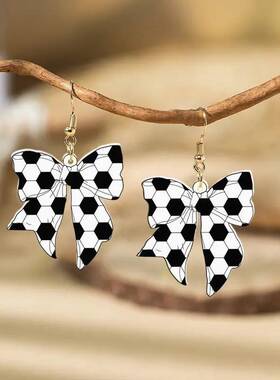 跨境运动比赛足球橄榄球元素蝴蝶结亚克力耳环创意设计时尚耳环