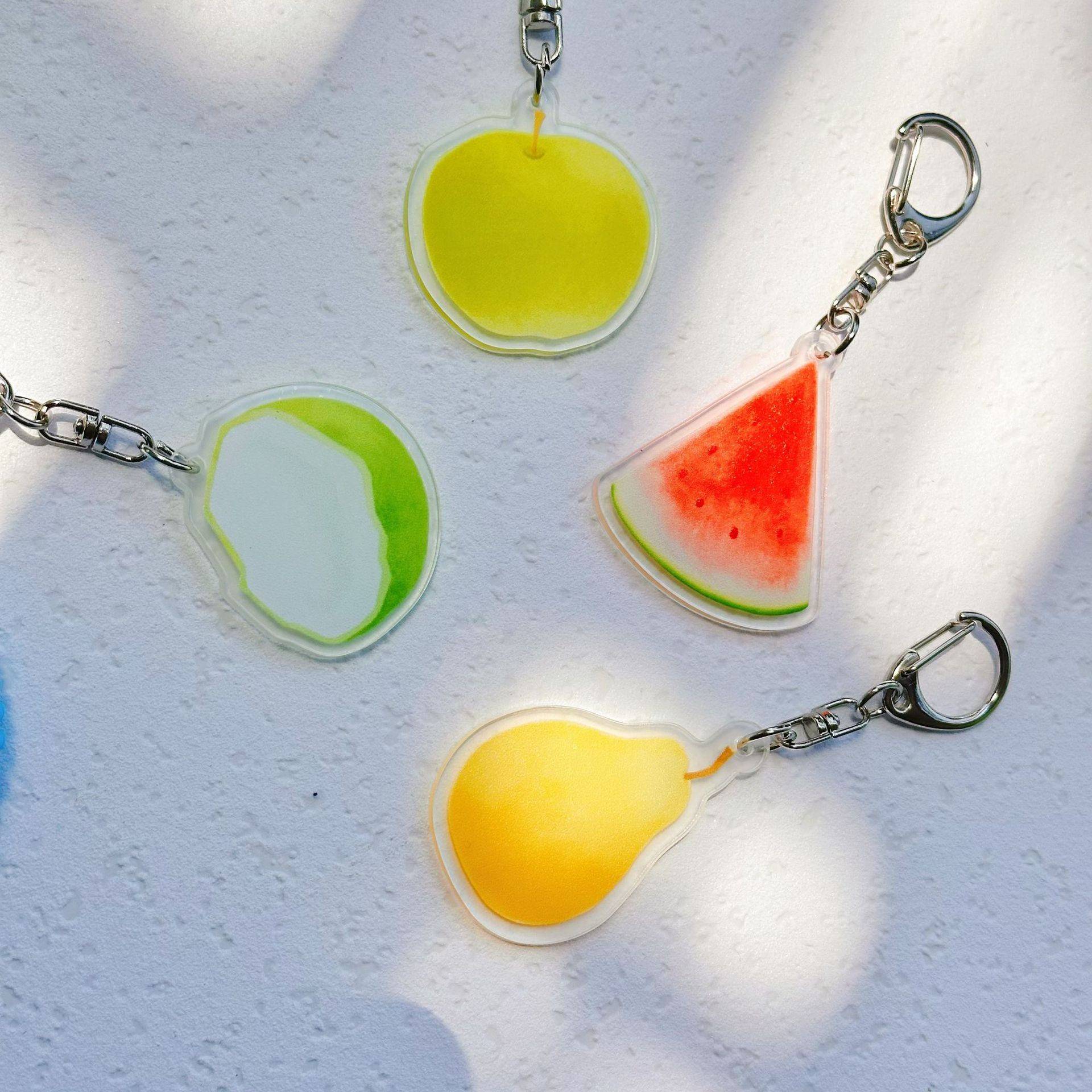 现货亚克力钥匙扣夏日小清新挂钩水果挂件ins风手机壳挂链