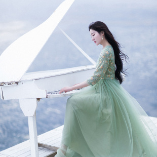 网纱V领长裙绿色仙女裙子 雪纺连衣裙女夏碎花裙2025新款 现货