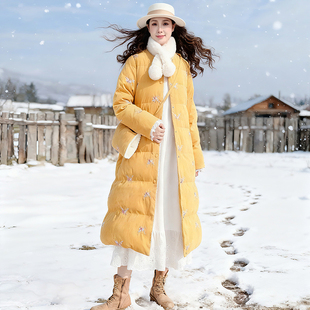 清【温柔岁月】忆旧冬季黄色羽绒服女中长款立领精美刺绣保暖外套