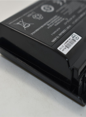 适用 神舟 K590S K660E W370 W370BAT-8 K650C K750S 笔记本电池