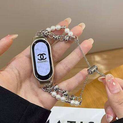 适用小米手环9/8nfc创意女生可爱黑白小幽灵手链腕带蝴蝶扣手表带