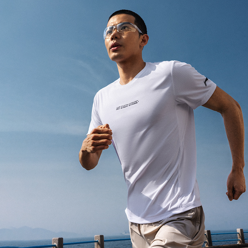 李宁男子短袖T恤轻薄透气