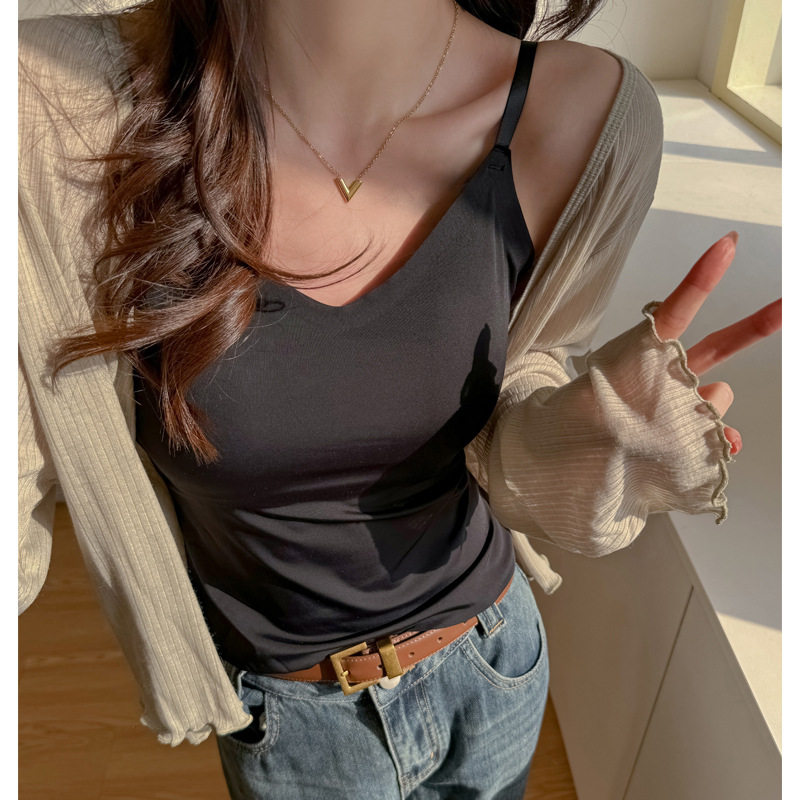 冰丝无痕带胸垫固定杯可调节肩带V领打底吊带女内搭背心修身显瘦