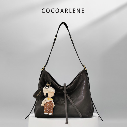 cocoarlene包包新大容量通勤包洋气百搭油蜡质感托特包单肩斜挎包