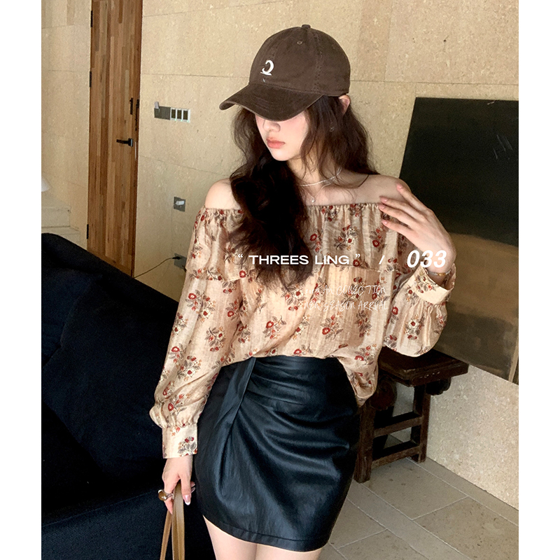 THREES LING ® 033 秋季新款印花一字肩上衣漏肩长袖衬衣#D042